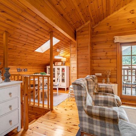 Espectacular Apartamento De Madera Frente Al Rio Ter - Camprodon Exteriör bild